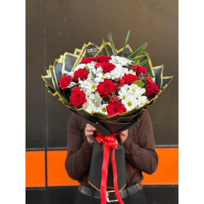 PAPATYA ,KOKİKA VE GÜL BUKETİ